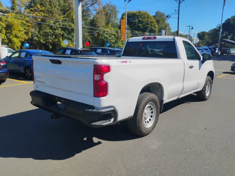 Used 2025 Chevrolet Silverado 1500 W/T w/ WT Value Package AWD/4WD image 5