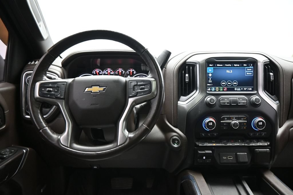 Used 2022 Chevrolet Silverado 1500 LTZ w/ LTZ Convenience Package II AWD/4WD image 16