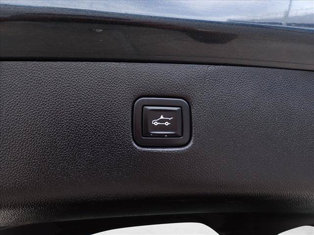 Used 2020 Chevrolet Blazer LT AWD/4WD image 9