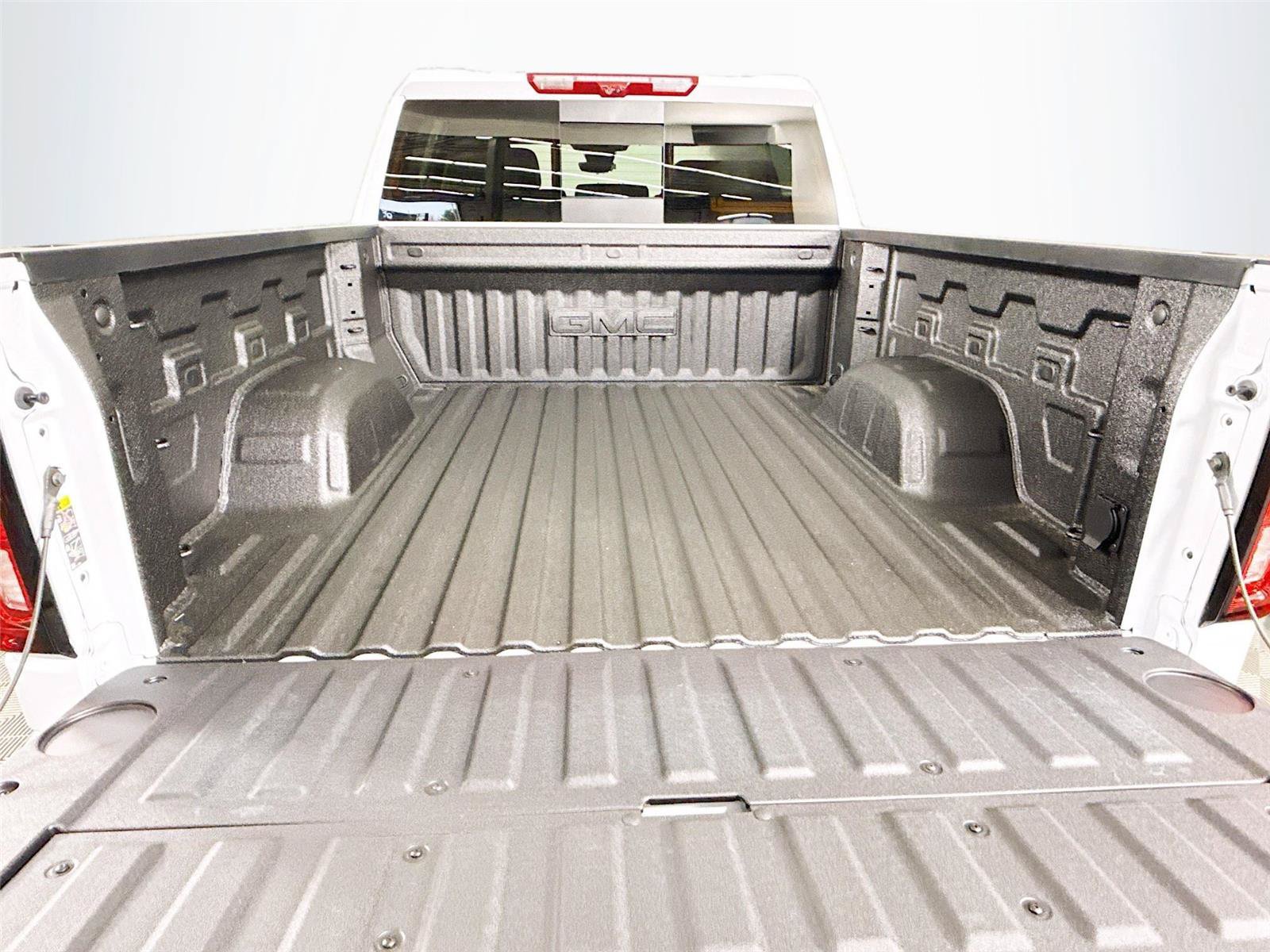 New 2026 GMC Sierra 1500 Denali w/ Technology Package AWD/4WD image 21