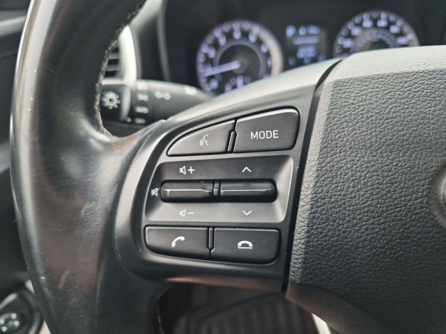 Used 2022 Hyundai Venue SEL FWD image 15