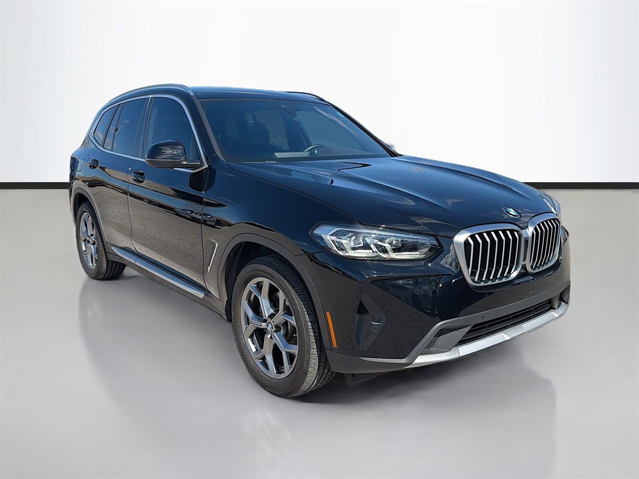 Certified 2024 BMW X3 sDrive30i image 2