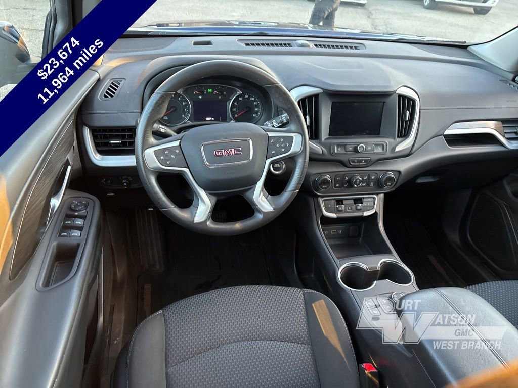 Used 2022 GMC Terrain SLE w/ Driver Convenience Package image 13