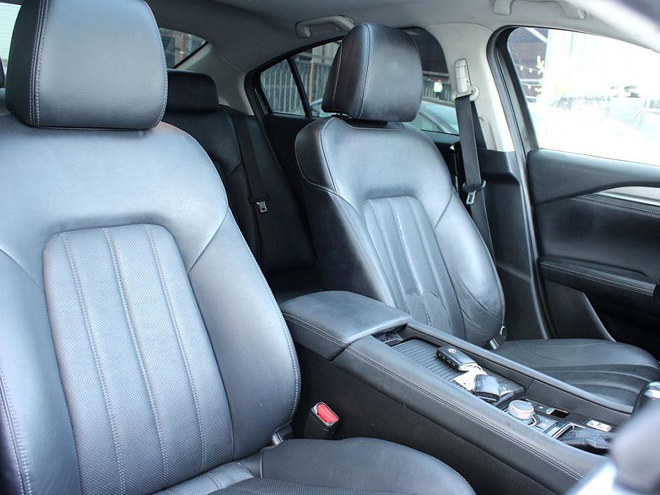 Used 2020 MAZDA MAZDA6 Touring image 22