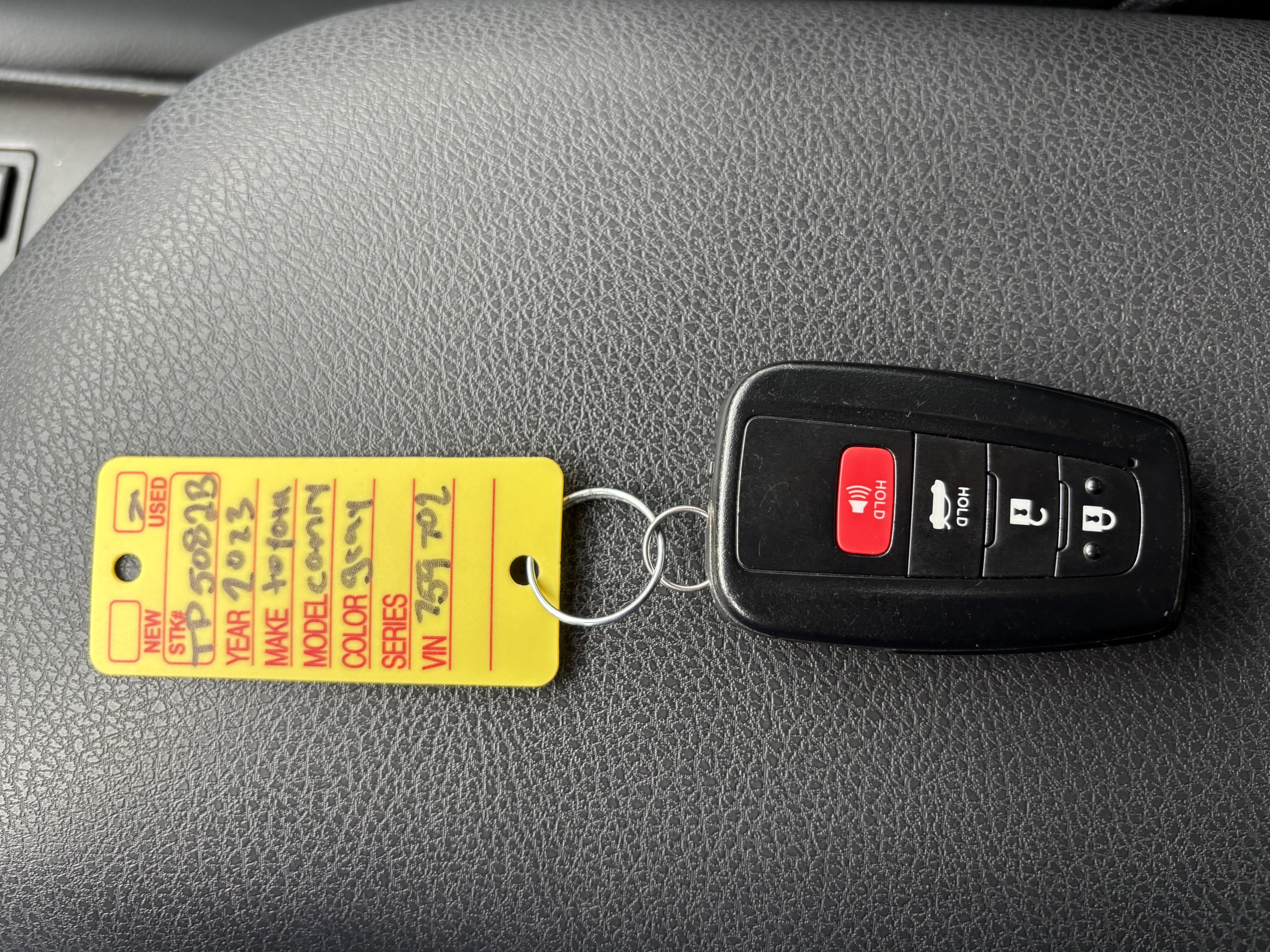 Used 2023 Toyota Camry SE w/ Cold Weather Package FWD image 29