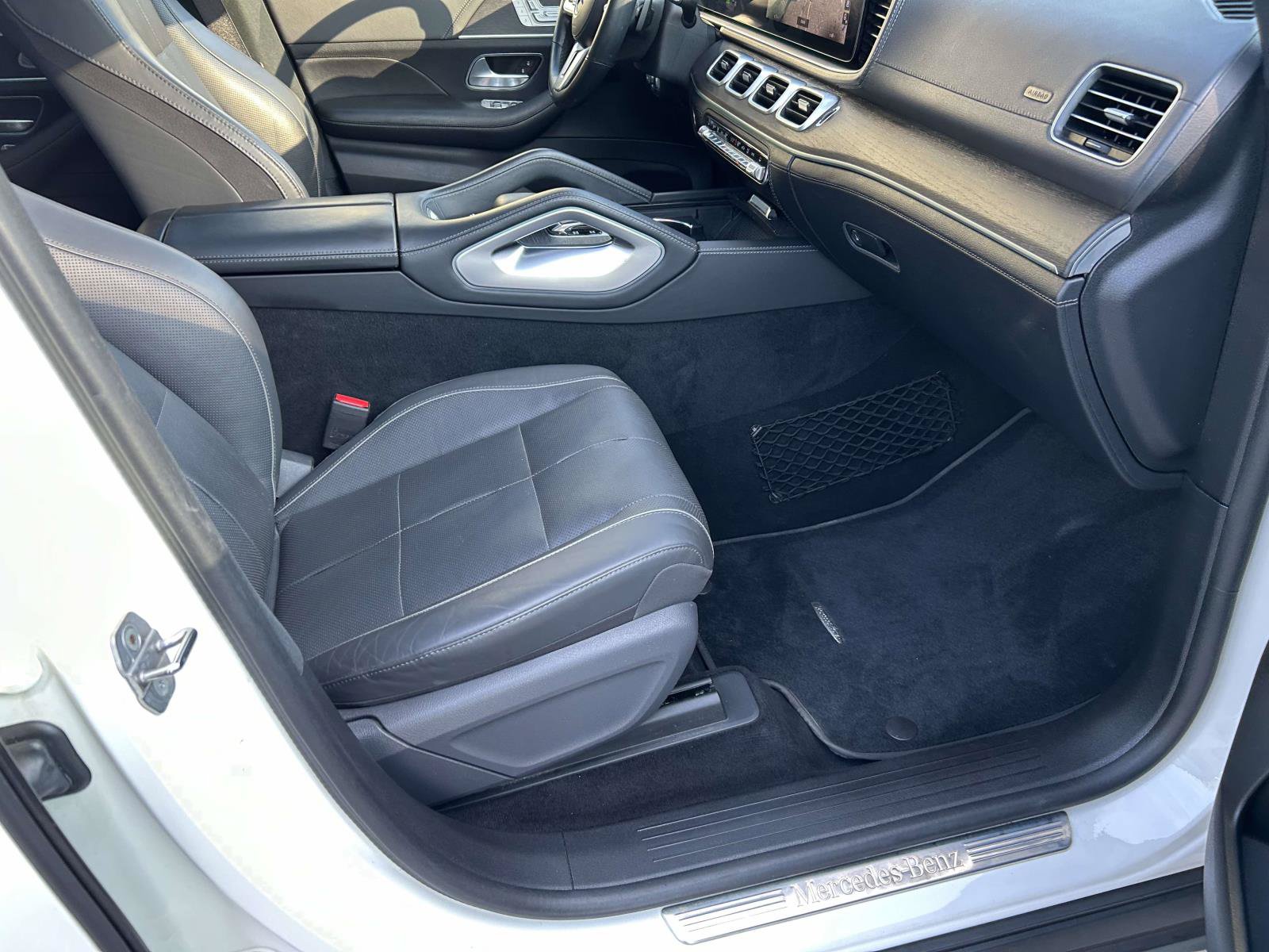 Used 2020 Mercedes-Benz GLE 580 4MATIC image 46