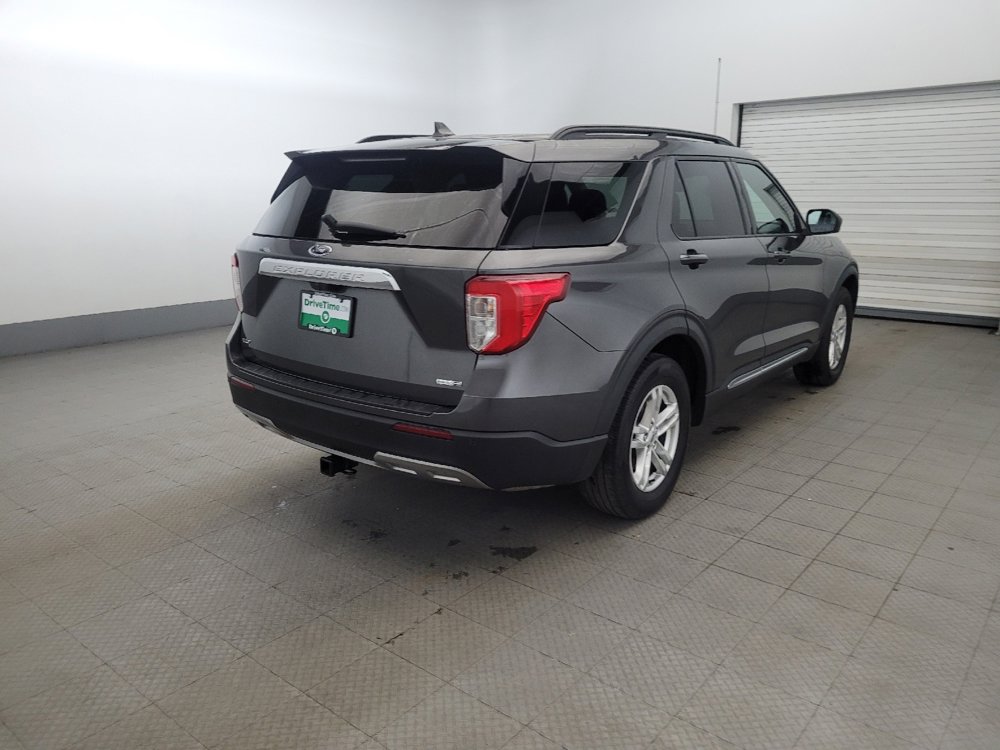 Used 2020 Ford Explorer XLT w/ Equipment Group 202A image 9