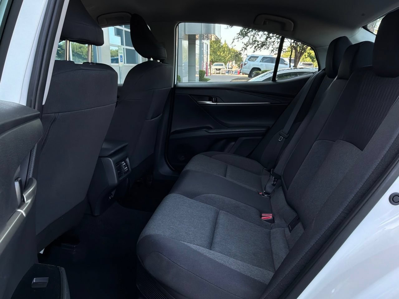Used 2025 Toyota Camry LE FWD image 11