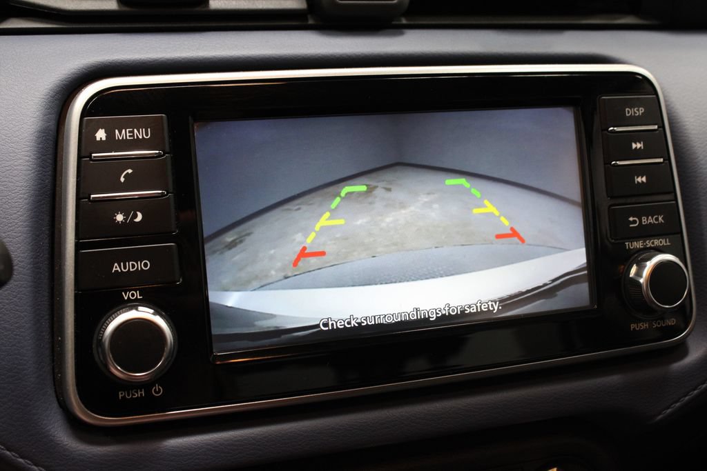 Certified 2024 Nissan Versa SV FWD image 3