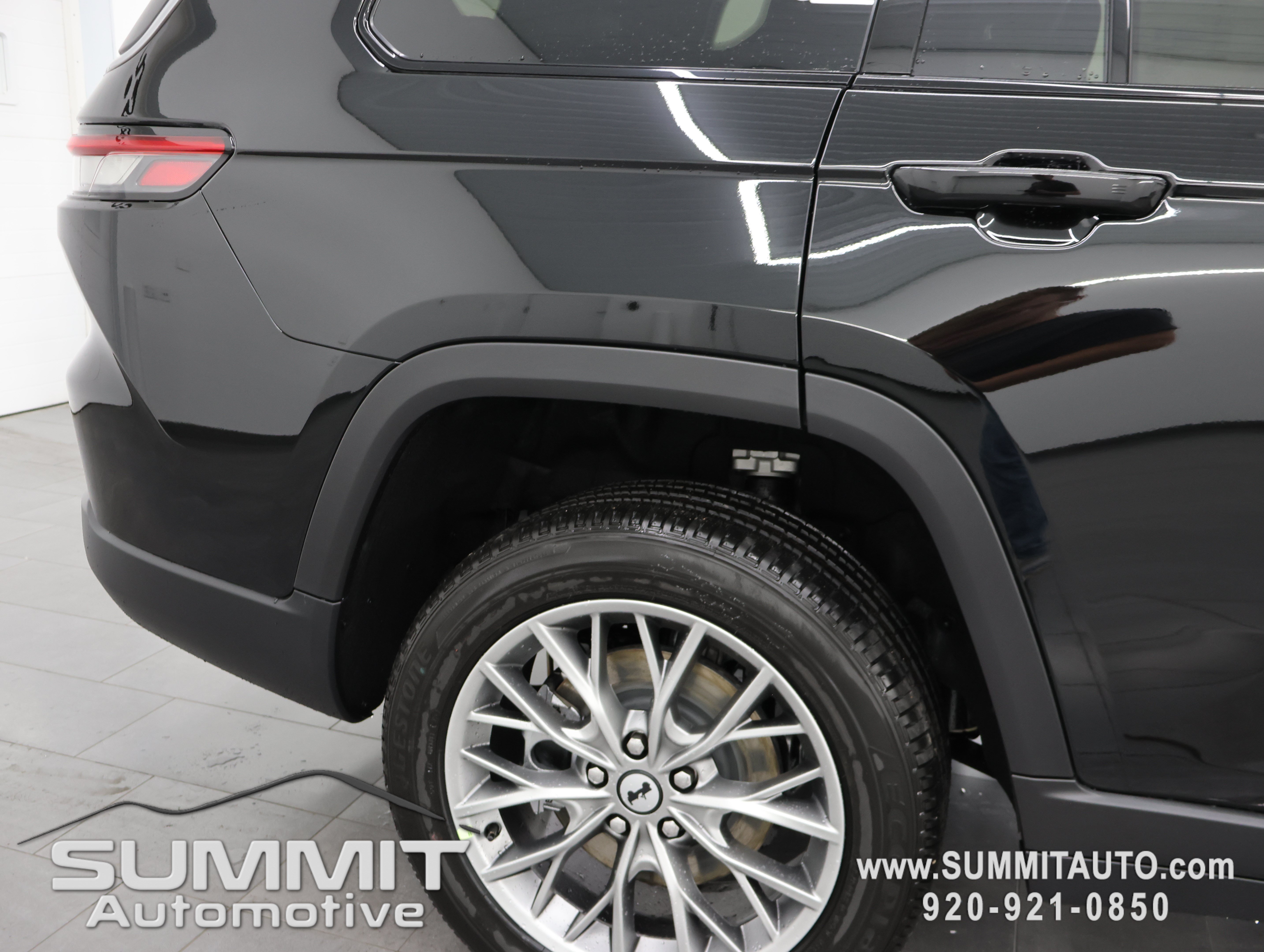 New 2027 Jeep Grand Cherokee L Limited AWD/4WD image 30