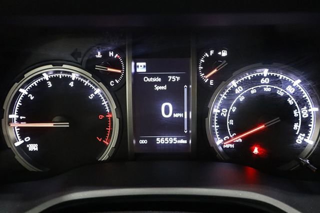 Used 2022 Toyota 4Runner TRD Off-Road Premium image 28