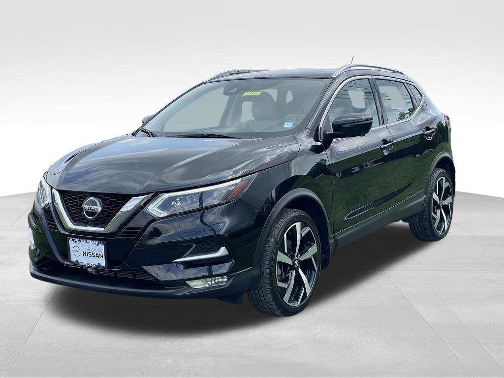 Certified 2020 Nissan Rogue Sport SL w/ Premium Package AWD/4WD image 2