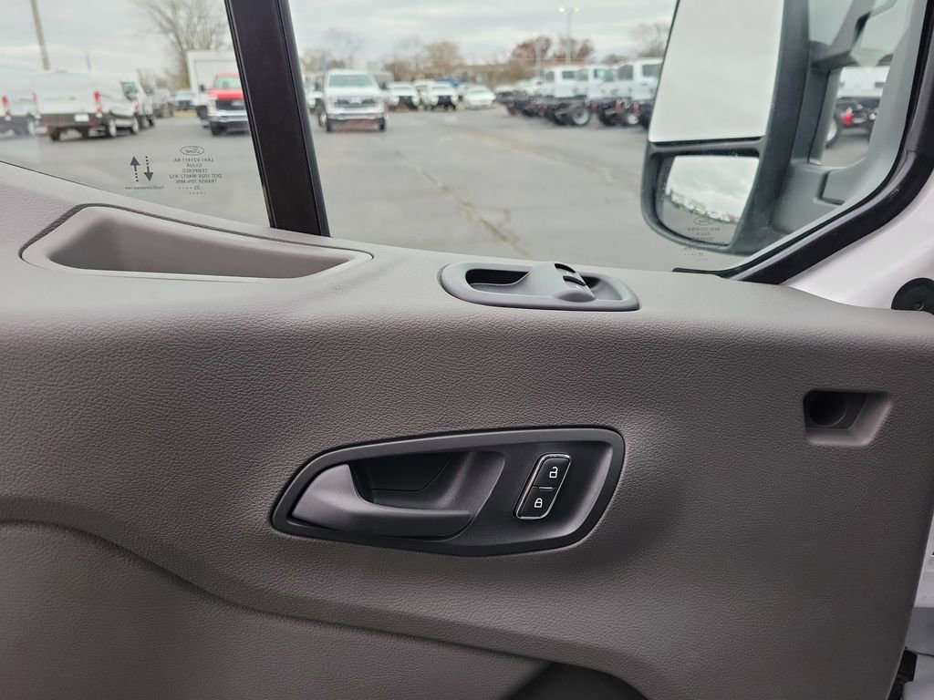New 2026 Ford Transit 250 148 Medium Roof image 17