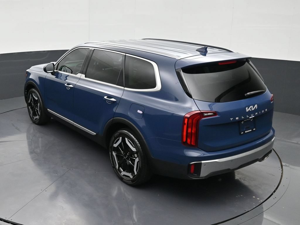 Used 2024 Kia Telluride S FWD image 14