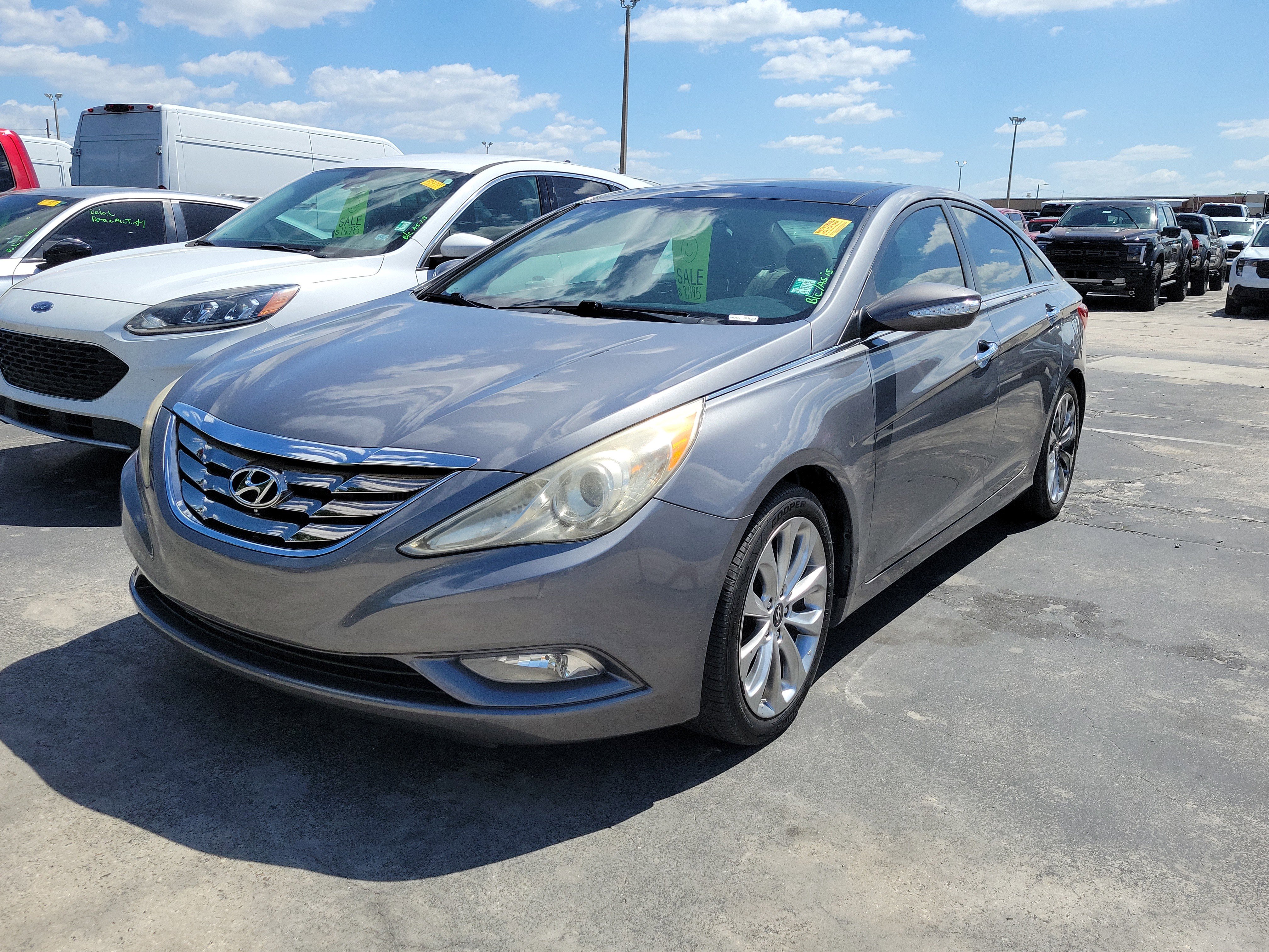 Used 2012 Hyundai Sonata Limited w/ Navigation Pkg image 3