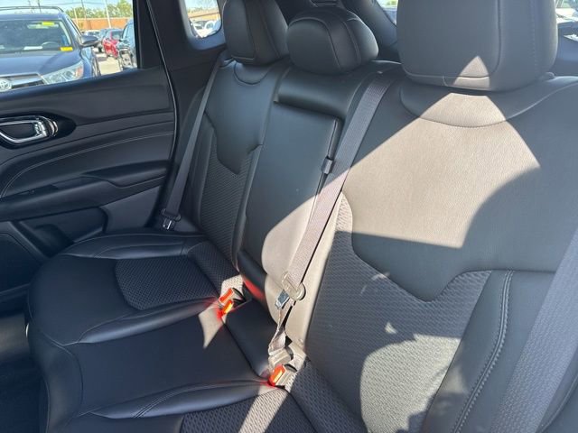 Used 2022 Jeep Compass Altitude w/ Convenience Group AWD/4WD image 26