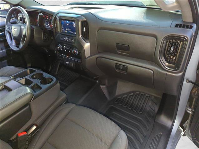 Used 2025 Chevrolet Silverado 1500 W/T w/ WT Value Package AWD/4WD image 19
