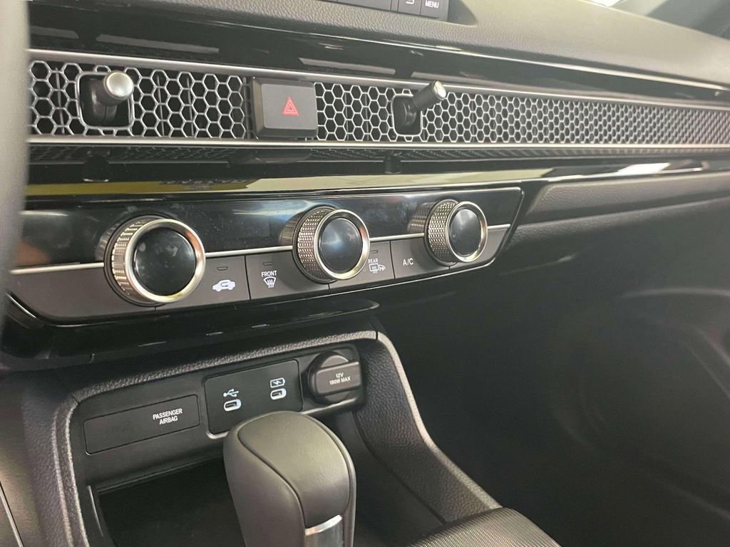 Certified 2025 Honda Civic Sport image 25