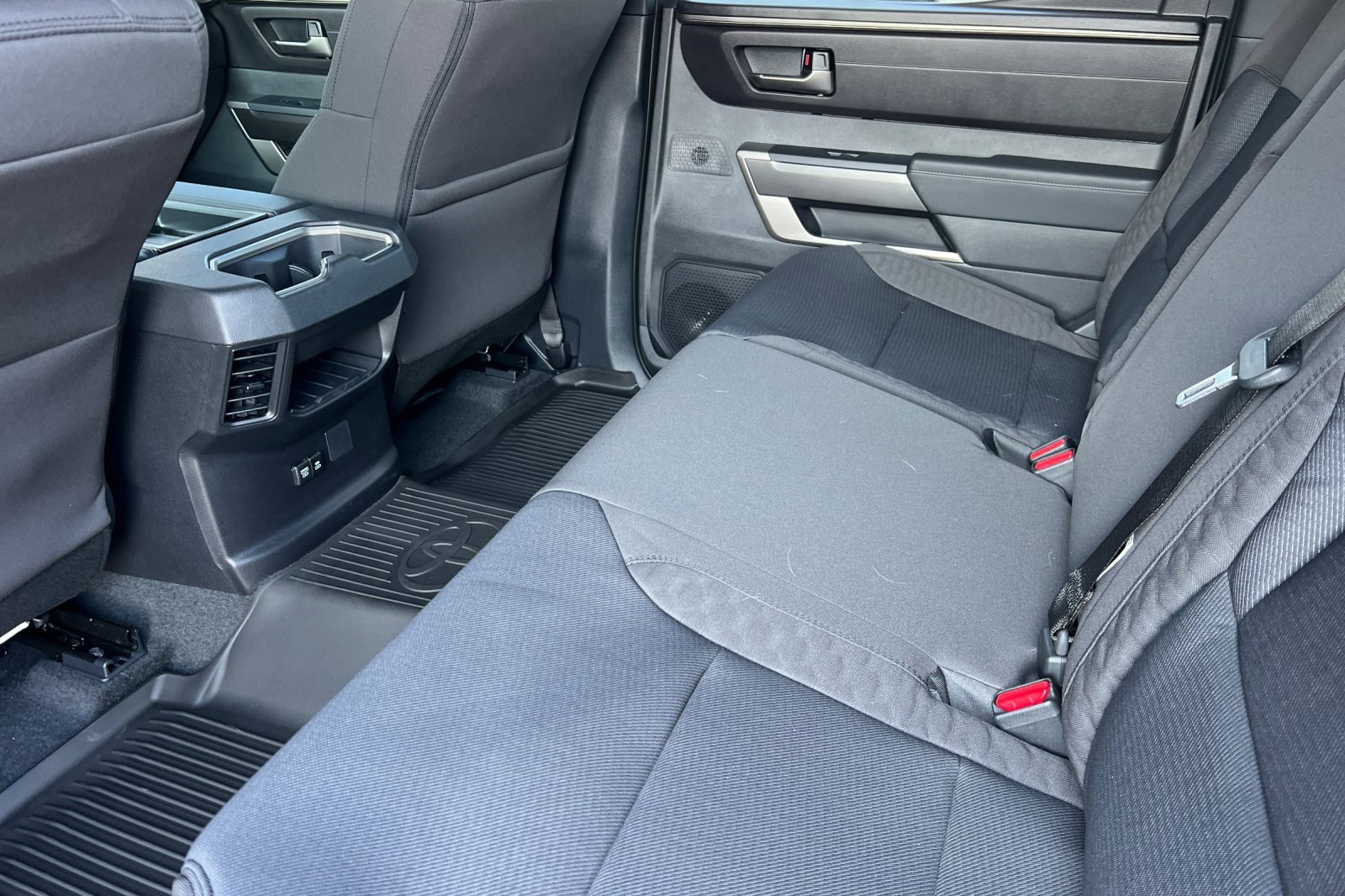 New 2026 Toyota Tundra SR5 w/ SR5 Convenience Package image 9