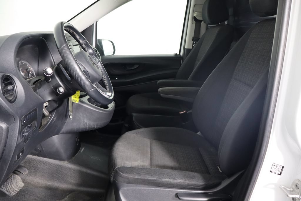Used 2018 Mercedes-Benz Metris image 7