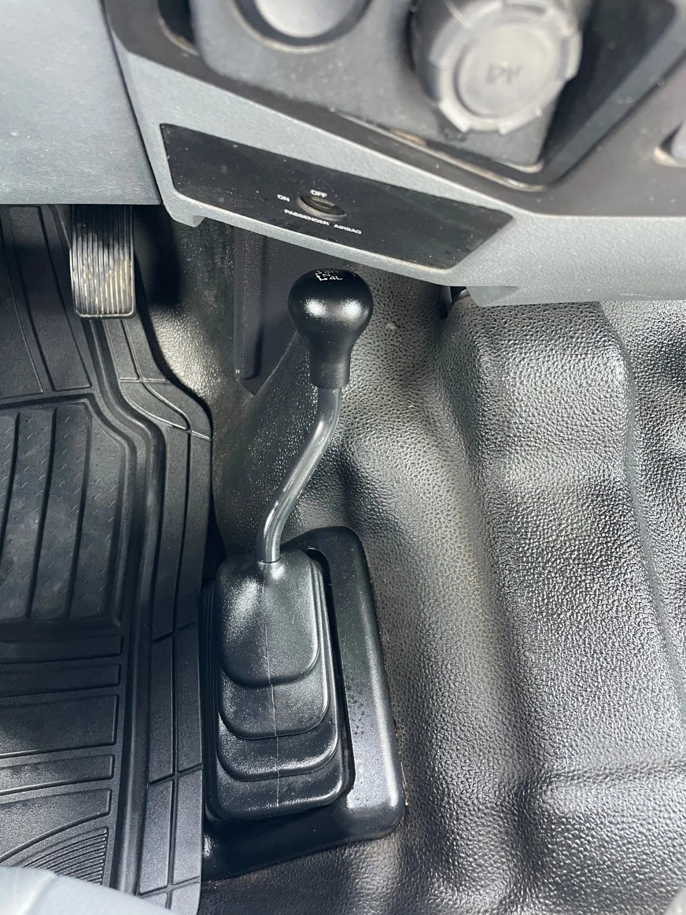 Used 2015 Ford F250 XL w/ Power Equipment Group AWD/4WD image 24