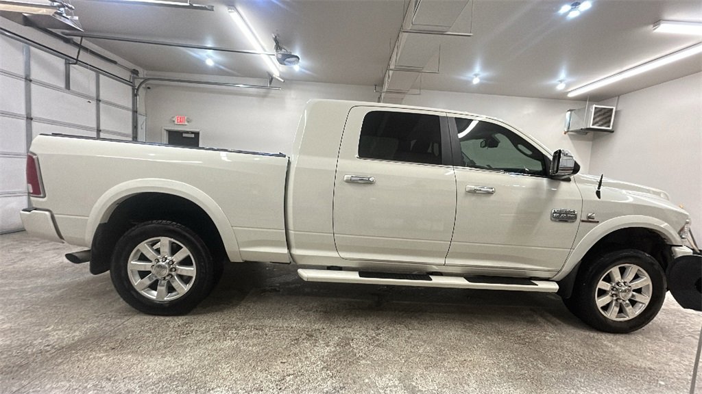 Used 2018 RAM 3500 Laramie Longhorn image 7