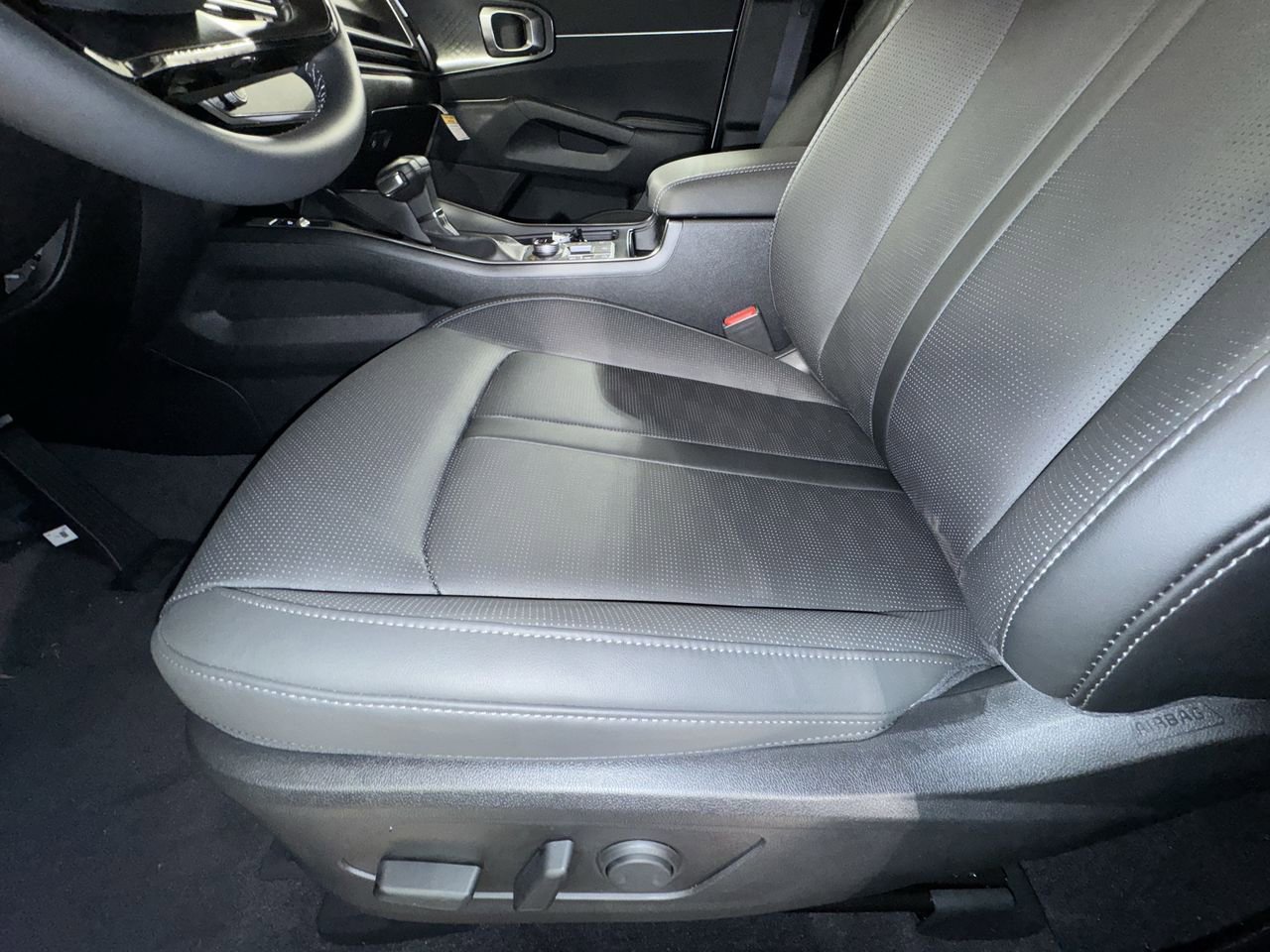 New 2026 Kia Sorento S image 14