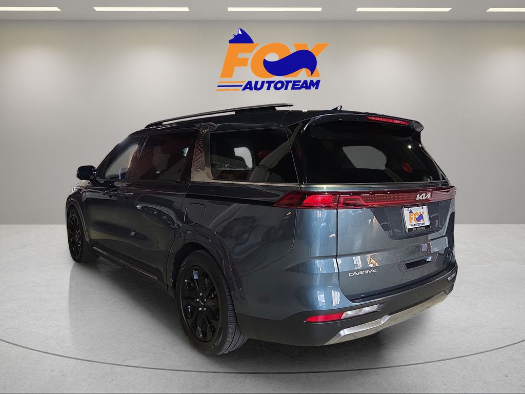 Used 2024 Kia Carnival SX Prestige FWD image 3