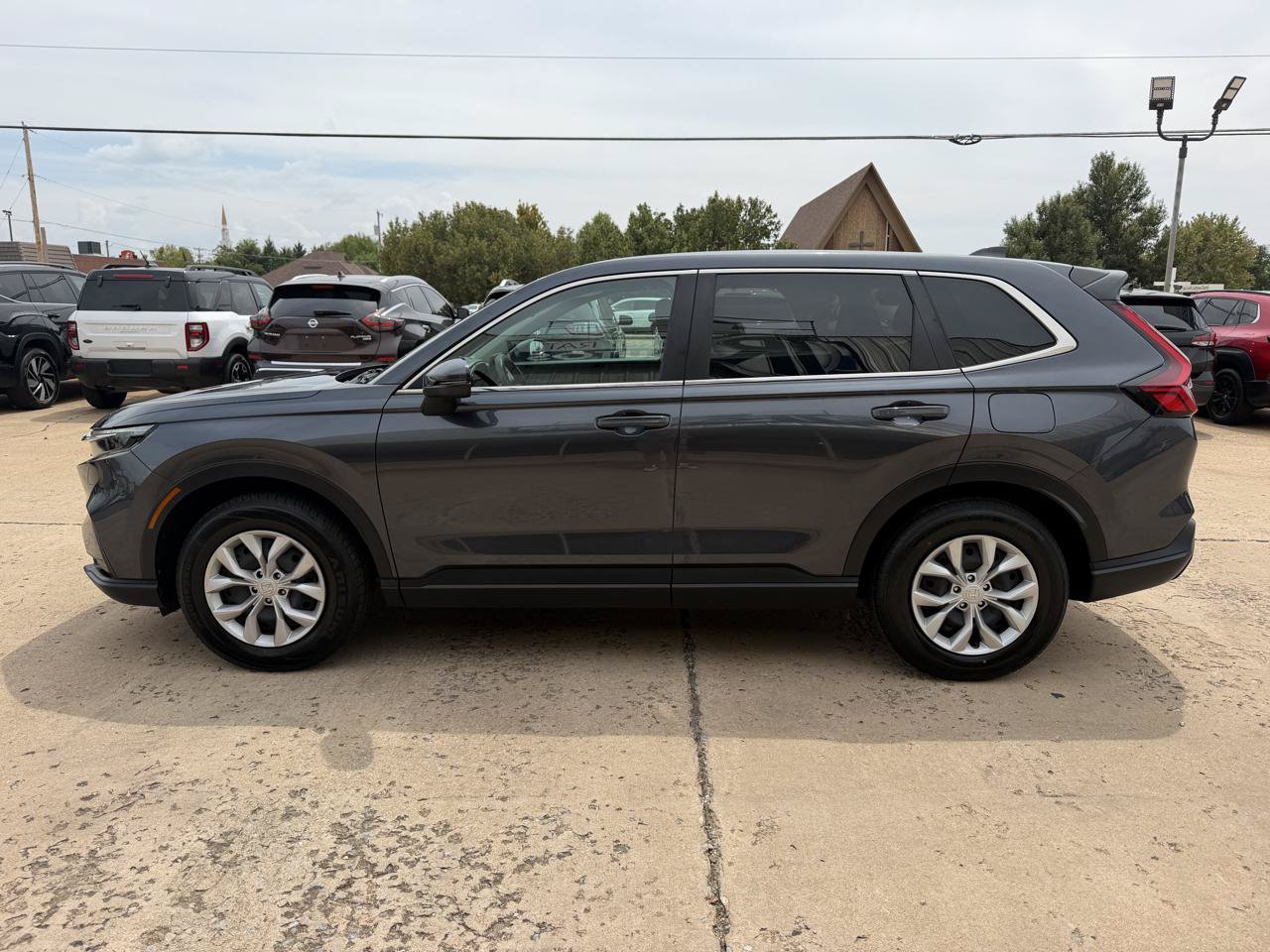 Used 2025 Honda CR-V LX image 4