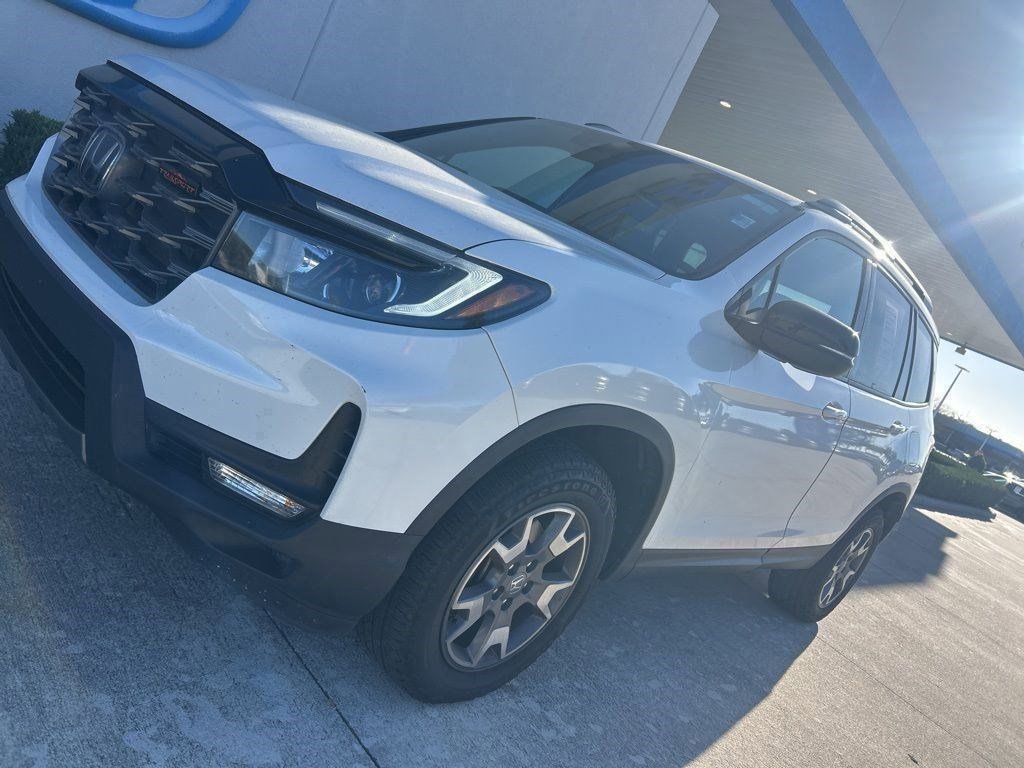 Used 2023 Honda Passport TrailSport image 4