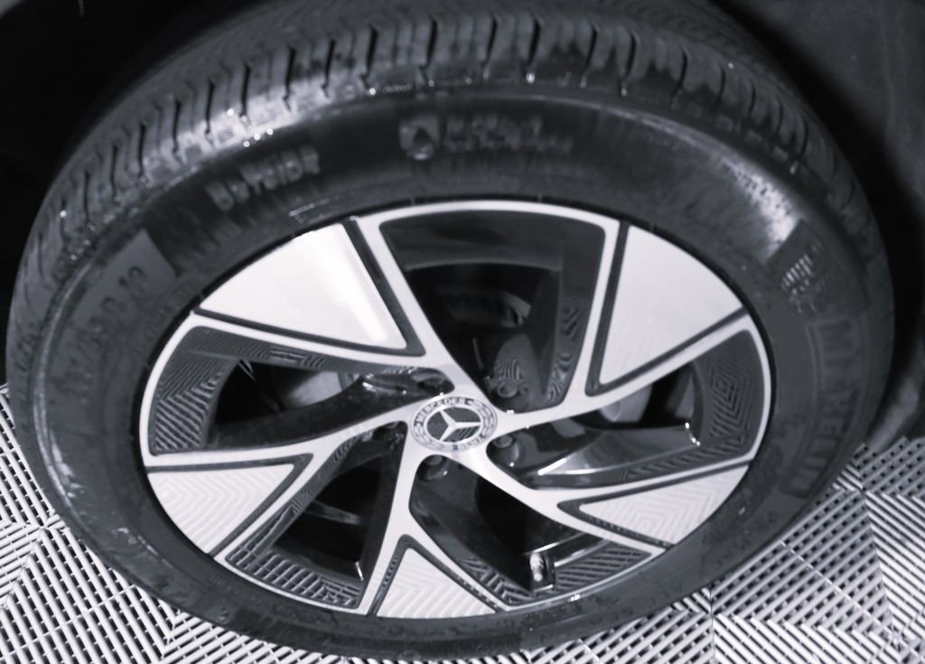 Certified 2024 Mercedes-Benz GLC 300 4MATIC image 7