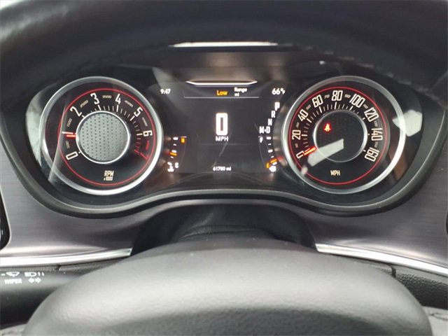 Used 2015 Dodge Challenger SXT w/ Sound Group image 31