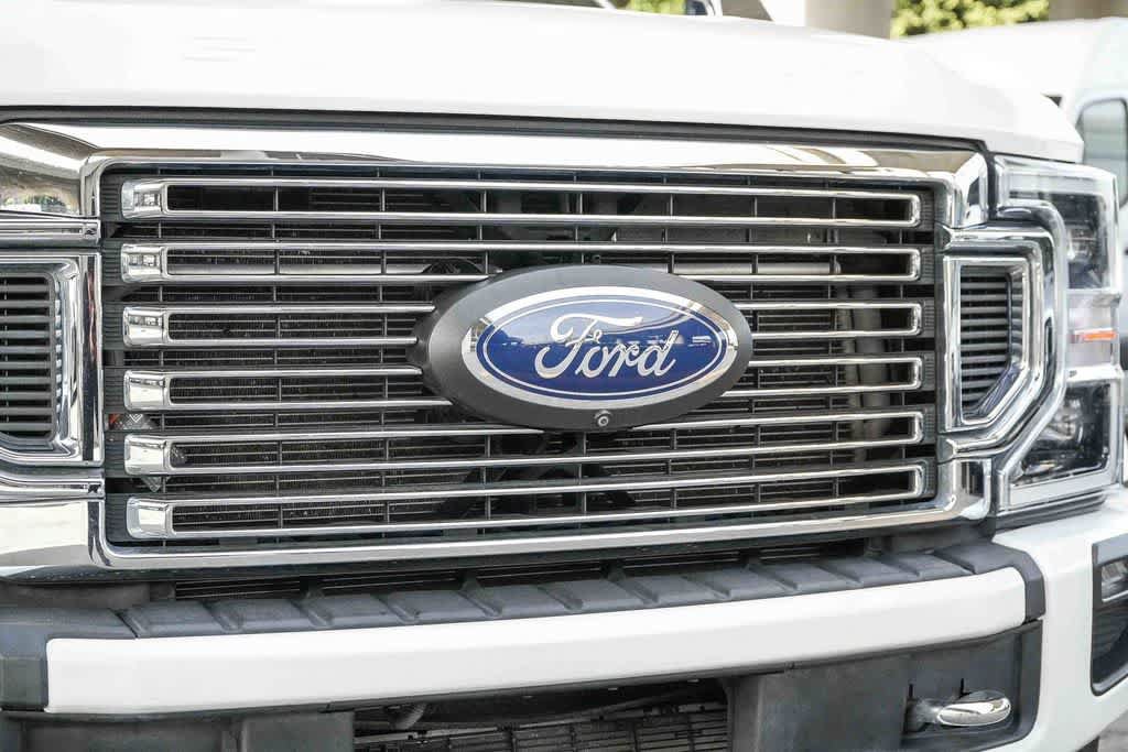 Used 2021 Ford F450 Platinum w/ FX4 Off-Road Package AWD/4WD image 5