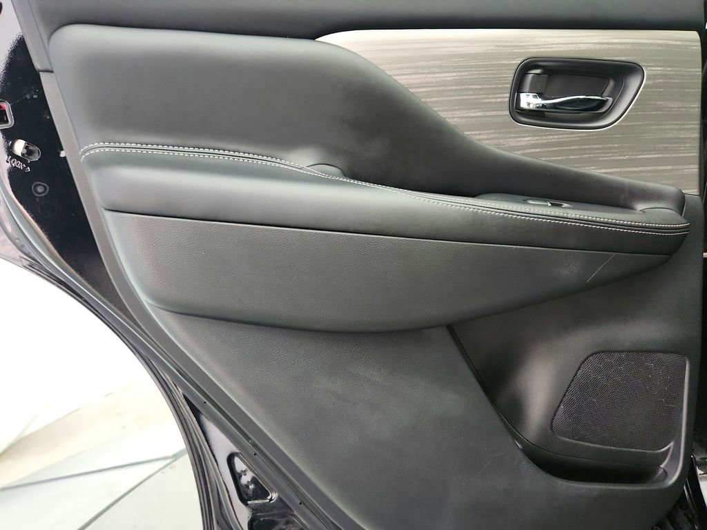 Used 2018 Nissan Murano Platinum AWD/4WD image 29