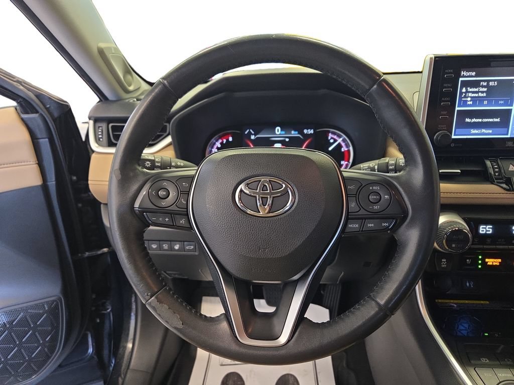 Used 2019 Toyota RAV4 Limited w/ Advanced Technology Package AWD/4WD image 12