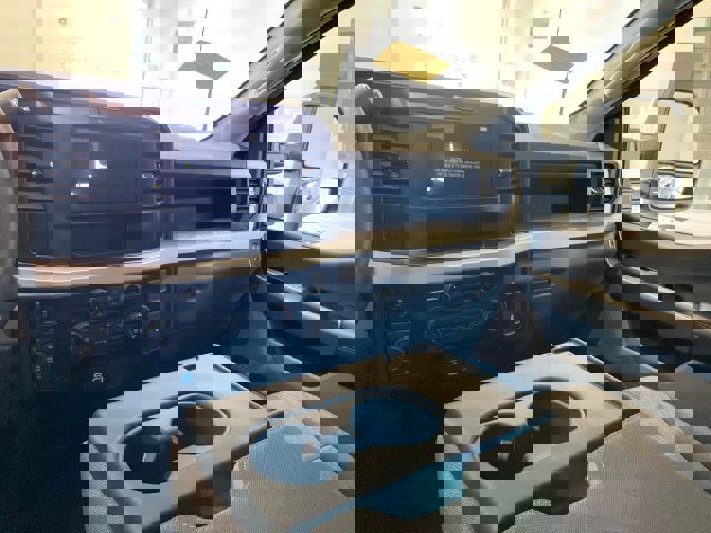 New 2026 Ford F350 4x4 SuperCab Super Duty image 16