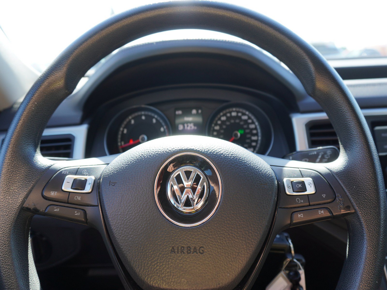 Used 2018 Volkswagen Atlas S FWD image 22