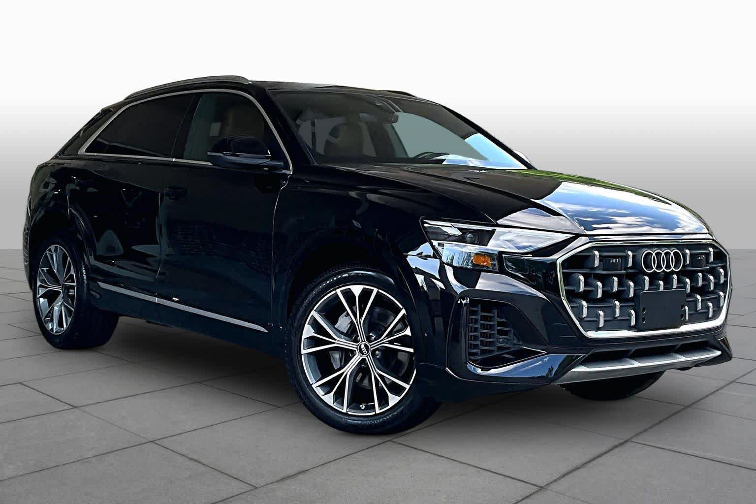 Used 2024 Audi Q8 Premium Plus w/ Premium Plus Package AWD/4WD image 3