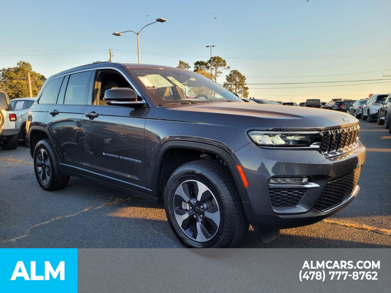 Used 2024 Jeep Grand Cherokee Limited 4xe image 16