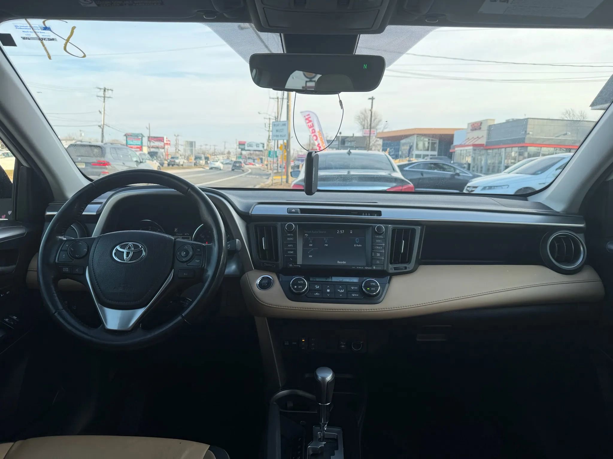 Used 2018 Toyota RAV4 Limited AWD/4WD image 15