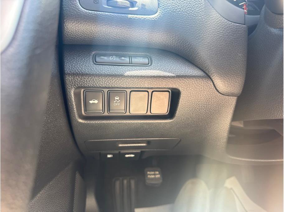 Used 2016 Nissan Altima 2.5 S w/ Power Driver Seat Package FWD image 15