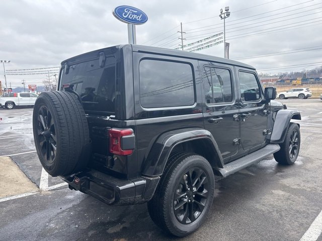 Used 2021 Jeep Wrangler Unlimited Sahara image 6