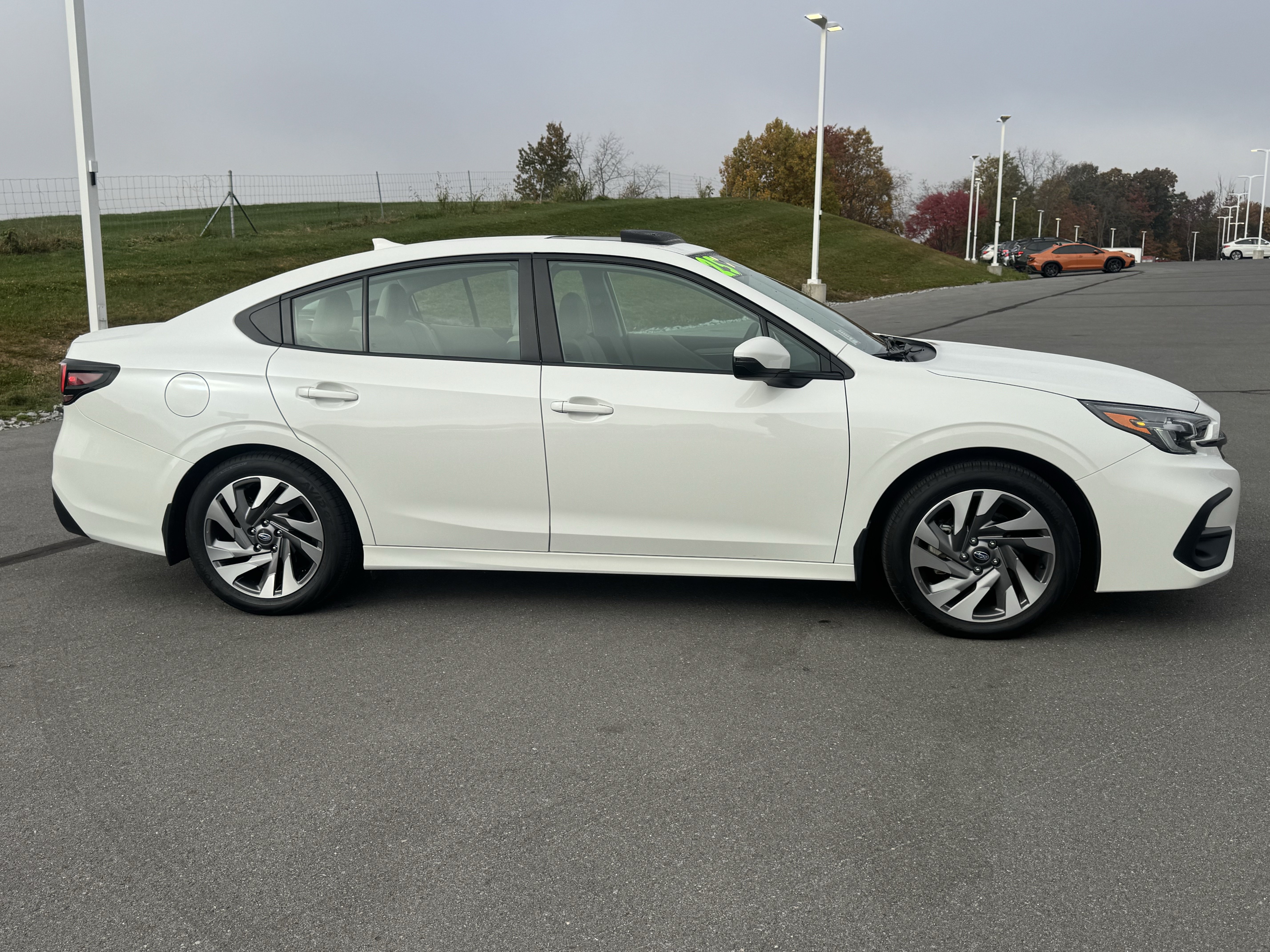 Used 2025 Subaru Legacy Limited AWD/4WD image 2