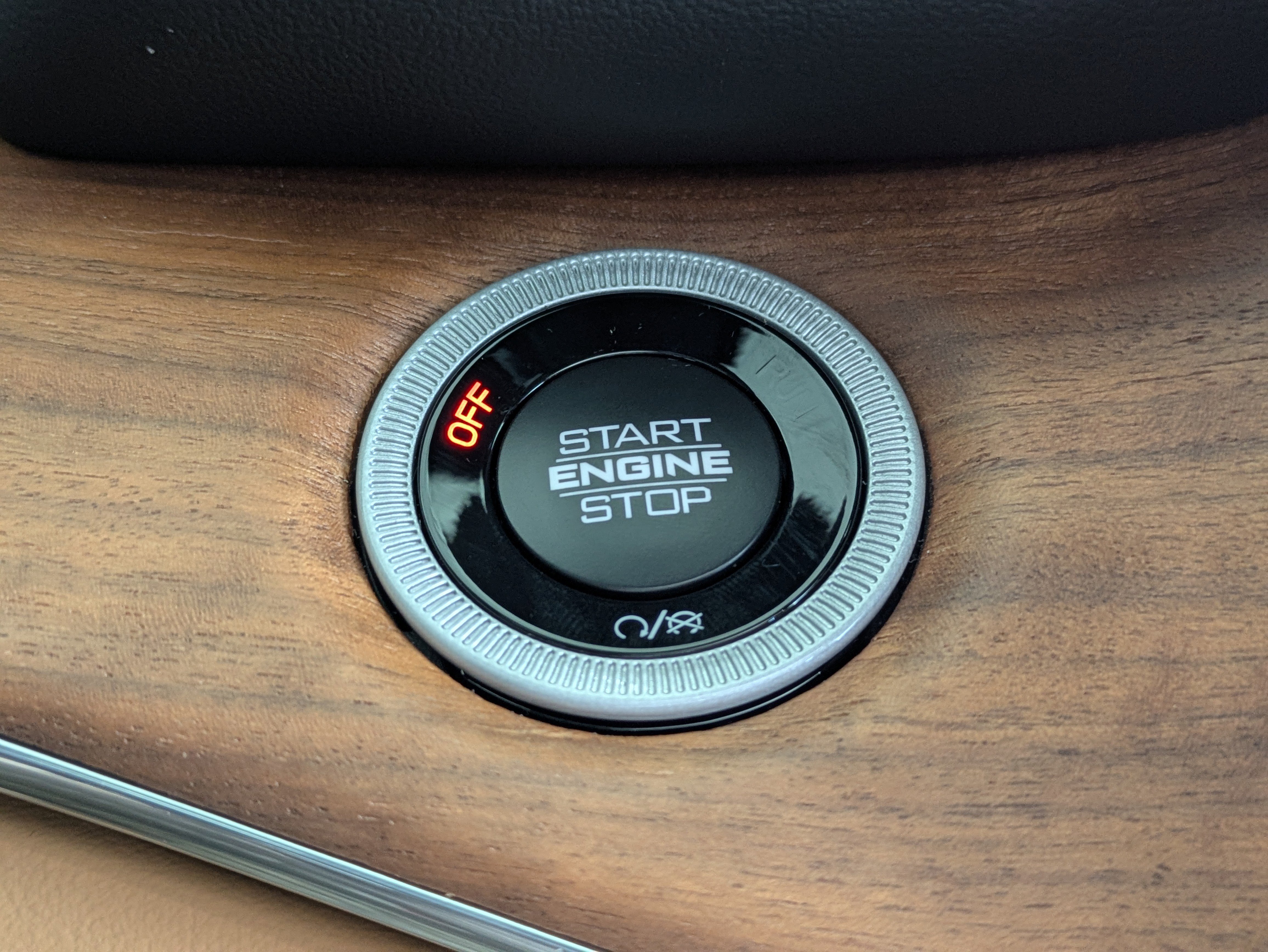 New 2025 Jeep Grand Cherokee Summit image 30