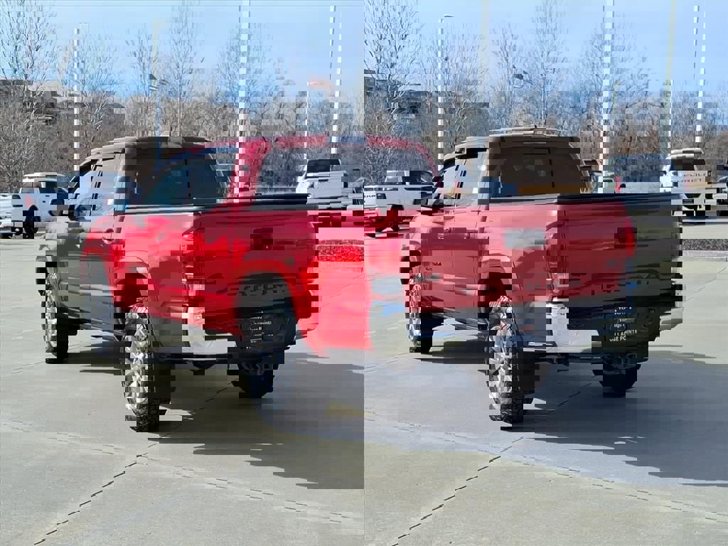 Used 2019 Toyota Tacoma SR5 image 4