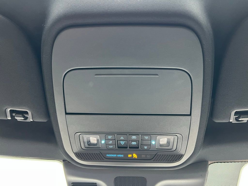 Used 2025 Ford Expedition Platinum w/ Stealth Performance Package image 28