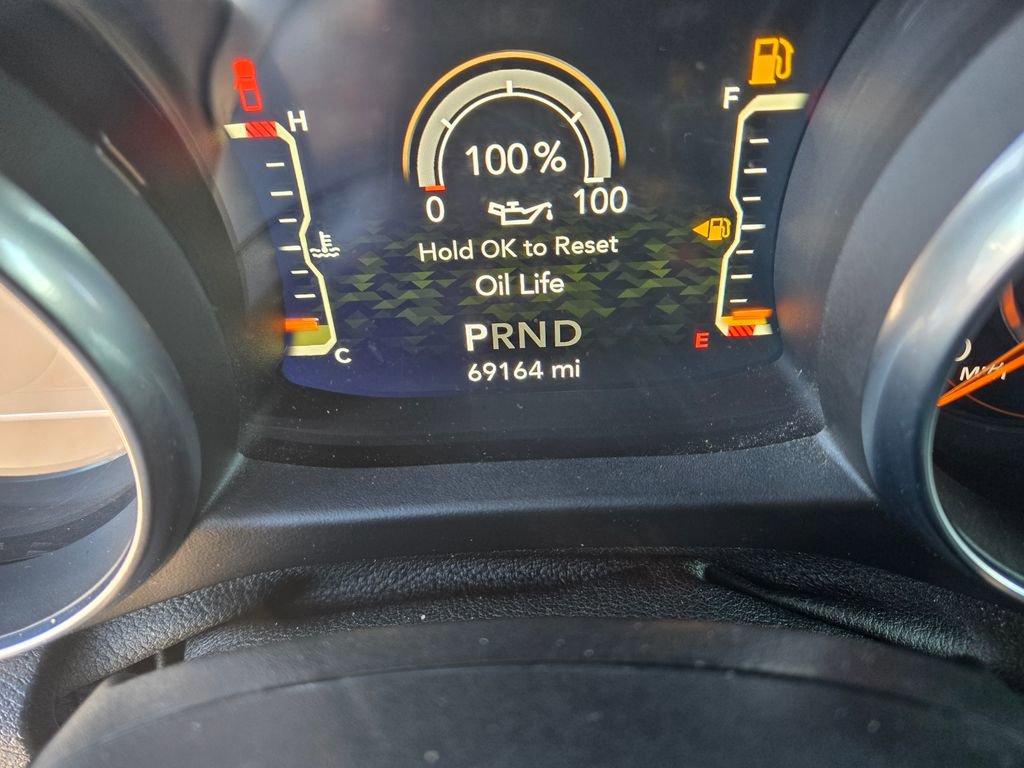 Used 2020 Jeep Gladiator Overland image 11