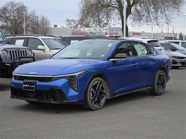New 2025 Kia K4 GT-Line image 9