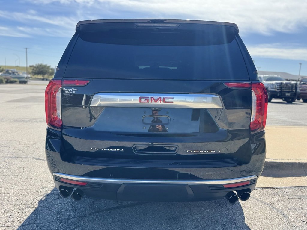 Used 2021 GMC Yukon XL Denali w/ Denali Premium Package image 5