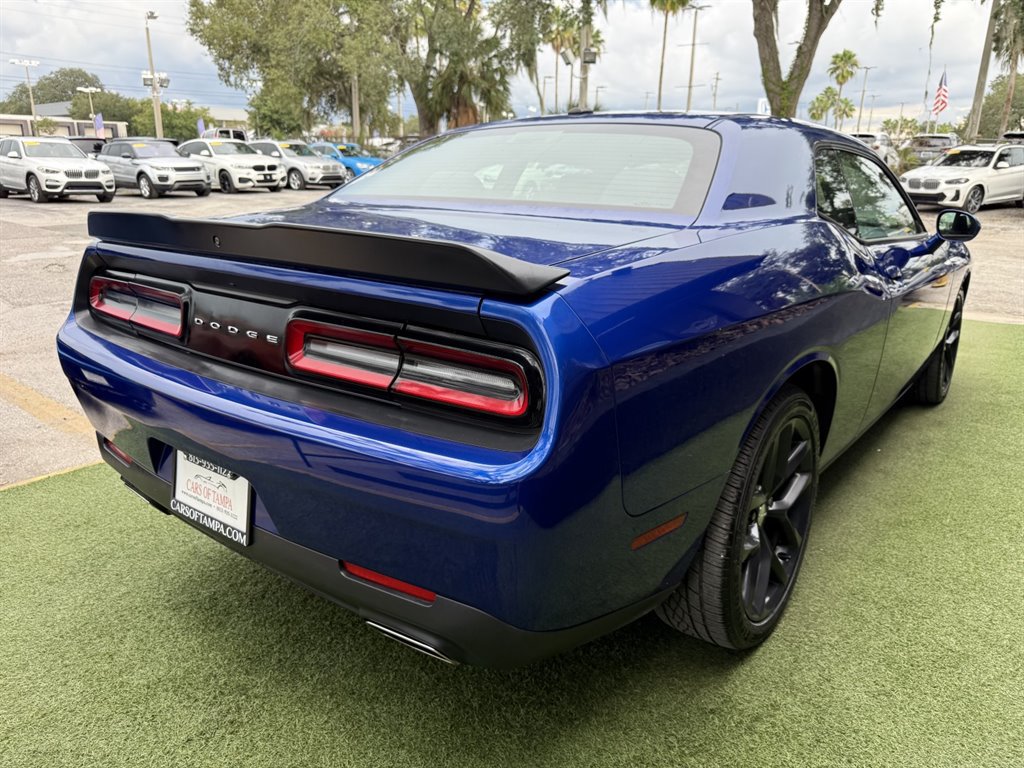Used 2019 Dodge Challenger SXT w/ Blacktop Package RWD image 6